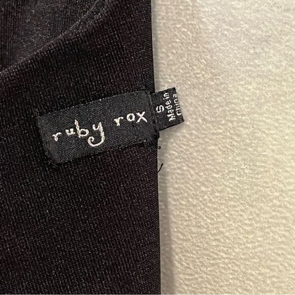 Ruby Roz Black Sleeveless mini Dress - Picture 7 of 12